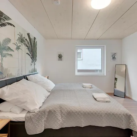 Carport A3 Cgn & Dus Barrierefrei Appartement Leverkusen